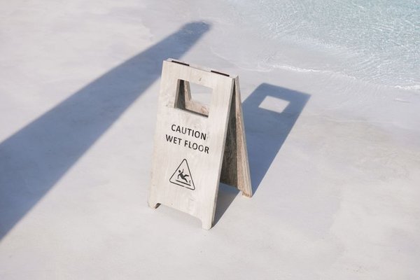 swimming pool accident liability